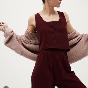 vest no 39 in cherry